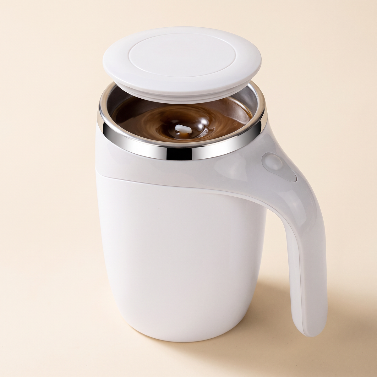 Self-Stirring Coffee Mug
